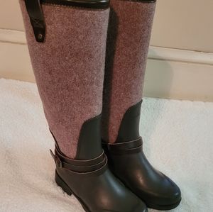Unique Brown and Tab Ugg Rainboots size 5